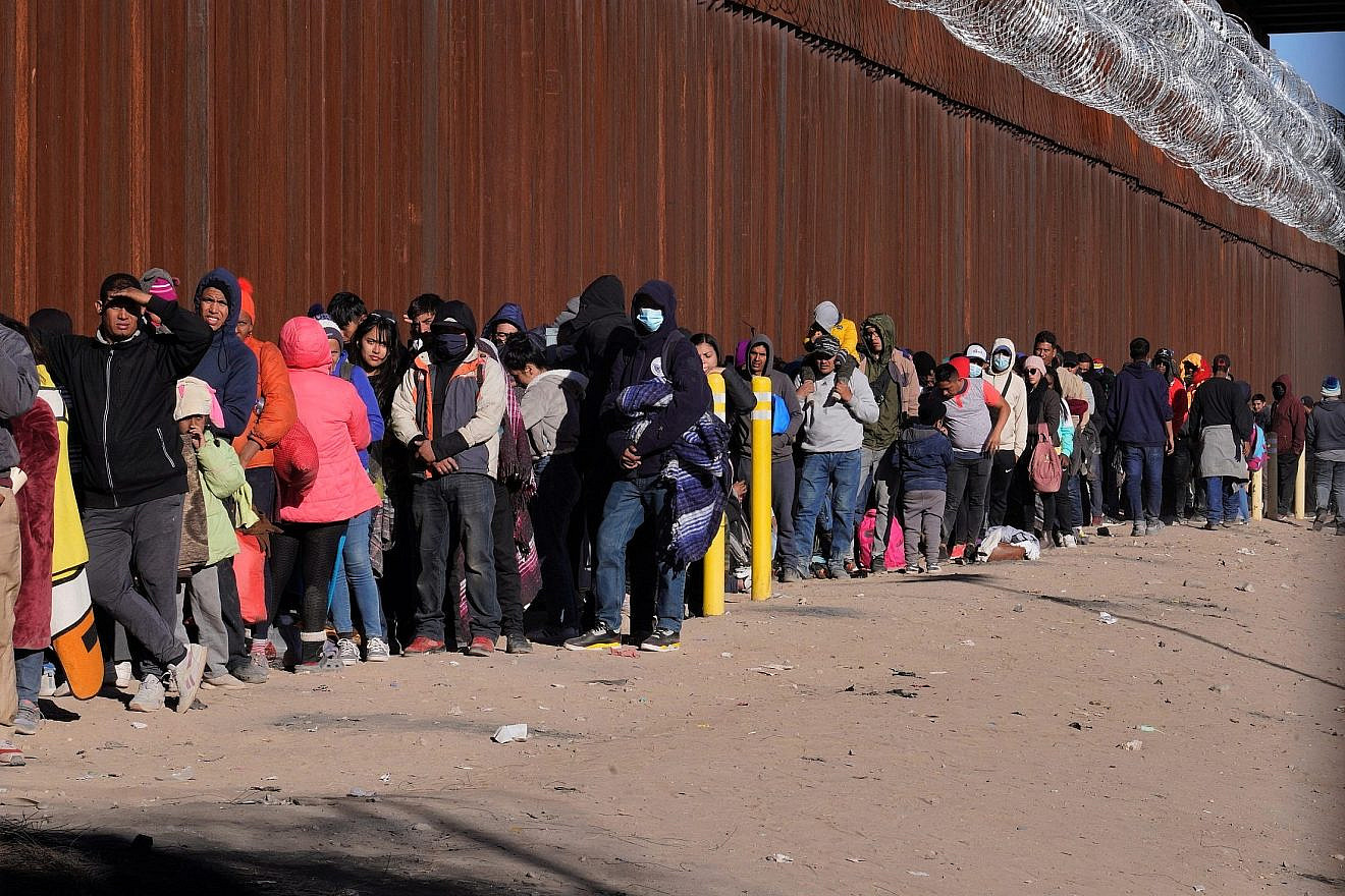 Immigrants Entering the U.S. Southern Border